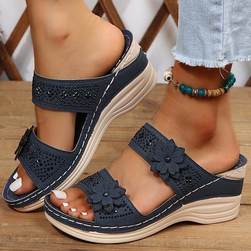 Vintage Wedge Kapcie
