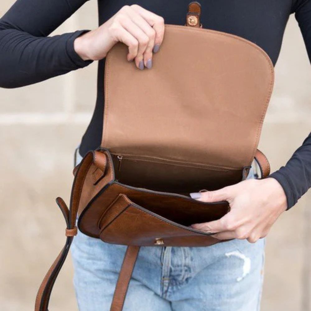 Blair Foldover Spenne Crossbody Torba