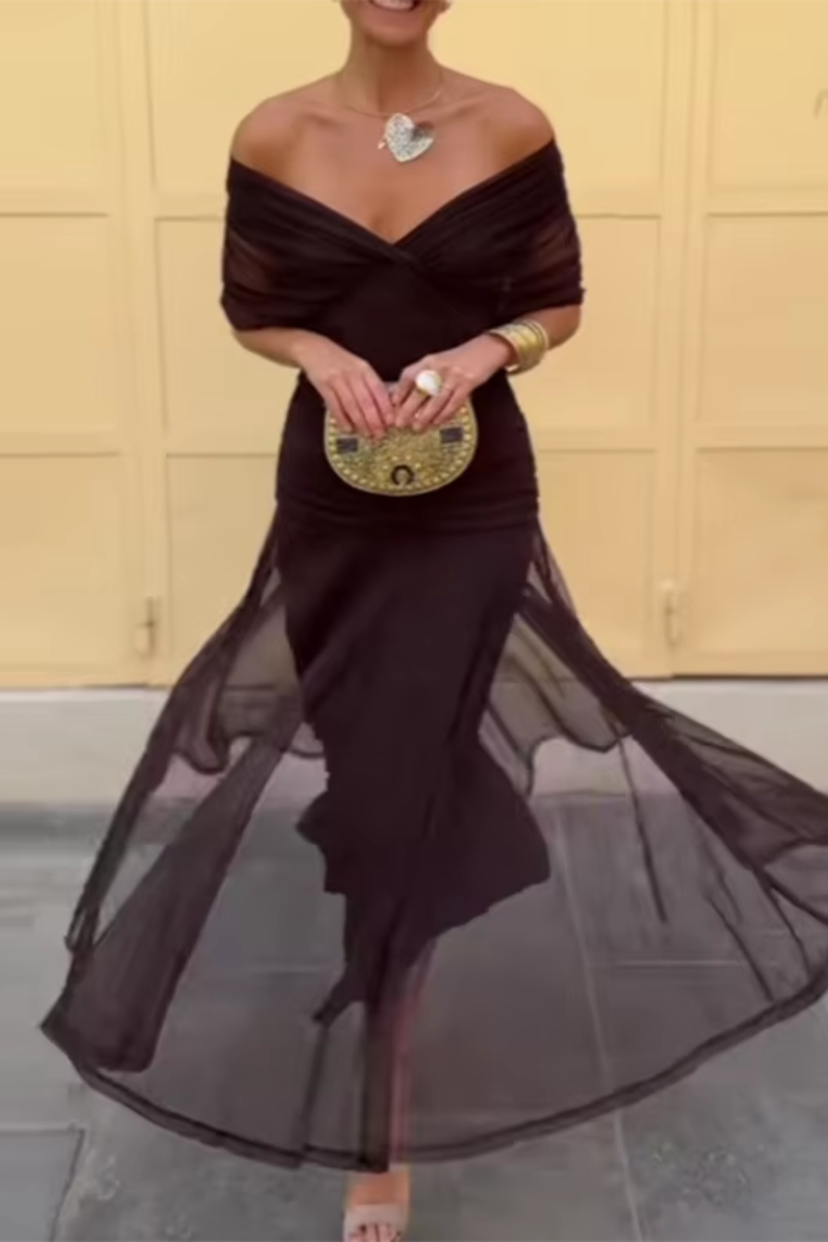 Louise | Elegancka sukienka maxi z dekoltem V