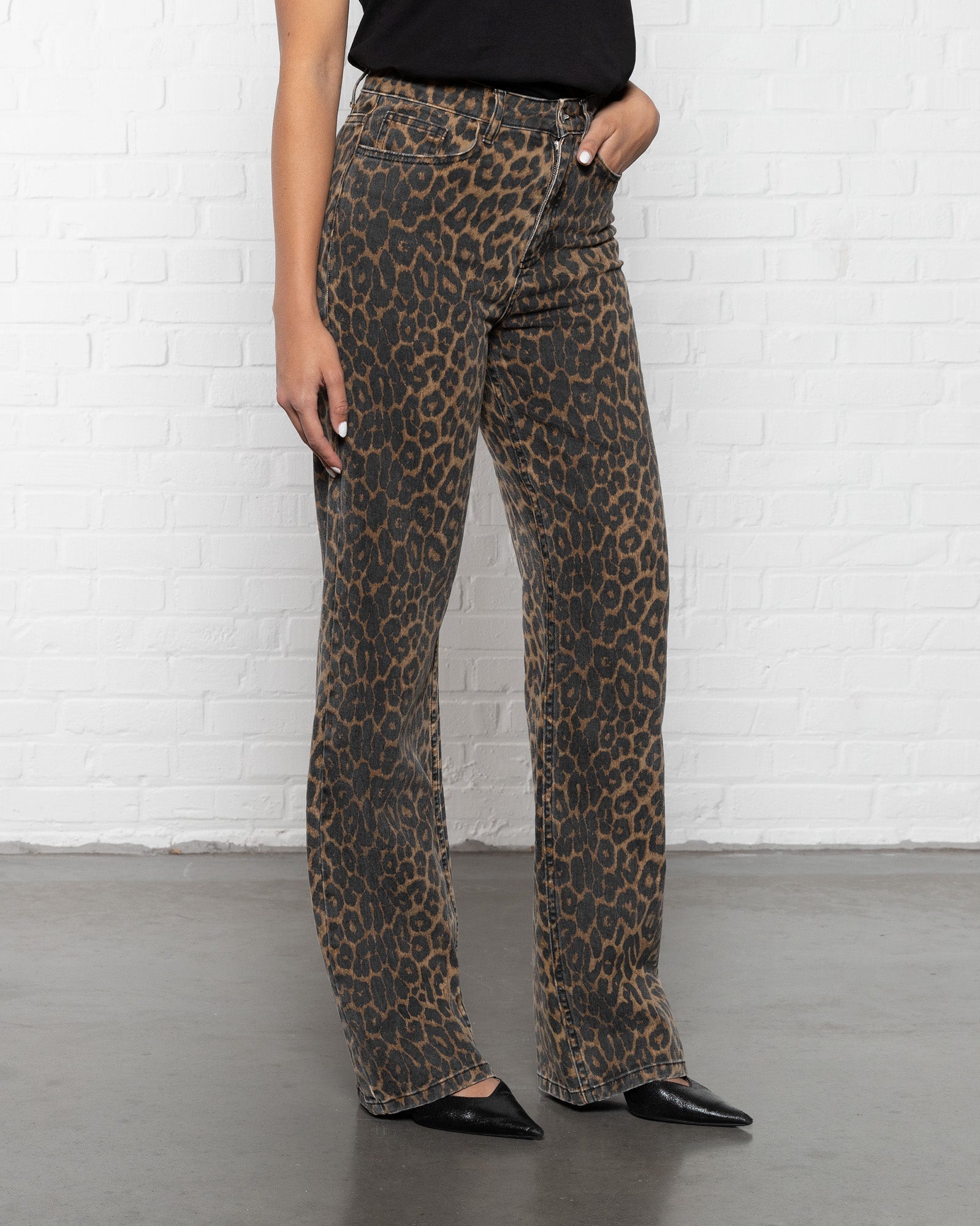 LEOPARD BOOTCUT JEANS