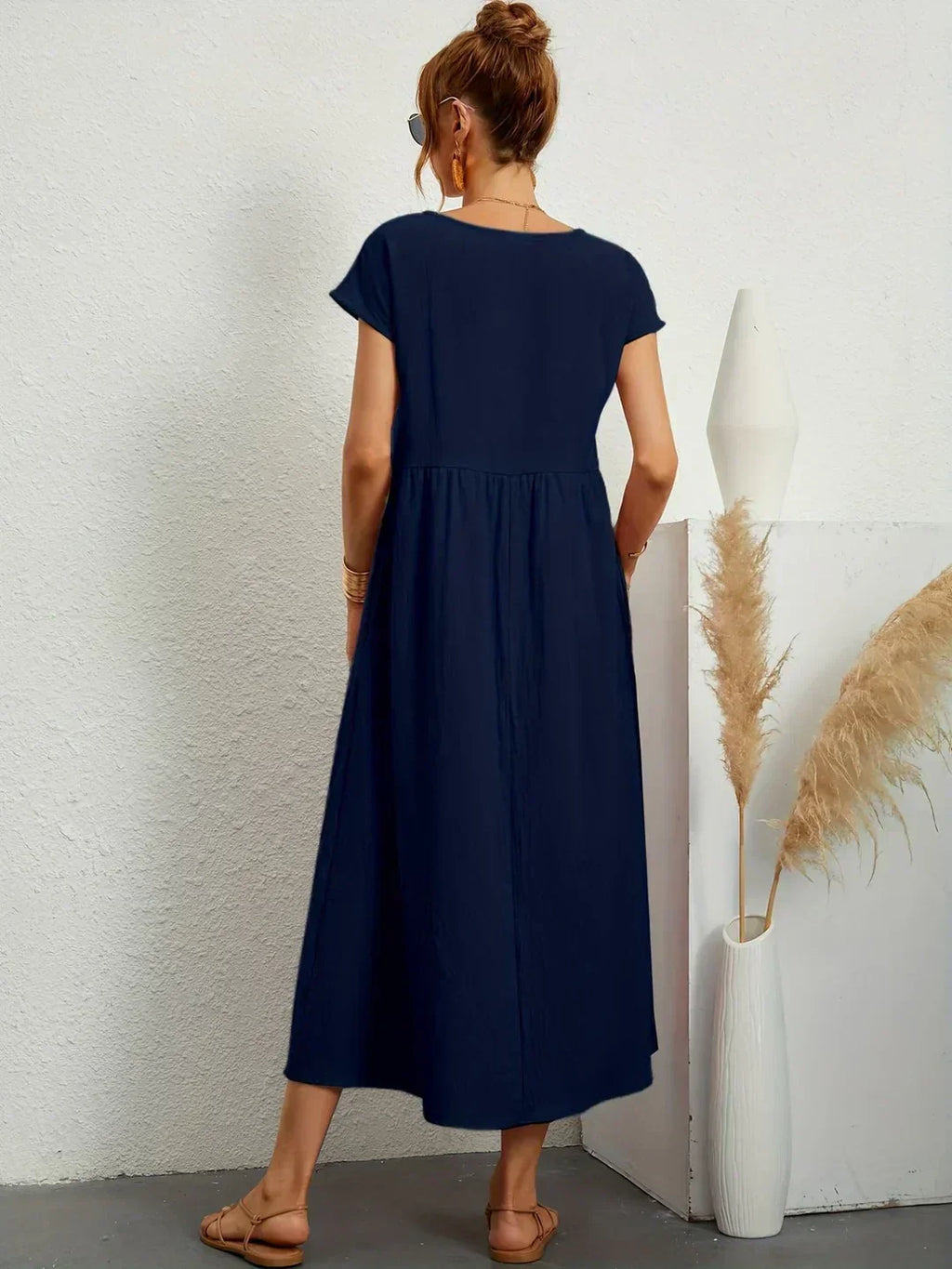 HEIKE™ – Flytende sukienka midi z ponadczasową elegancję