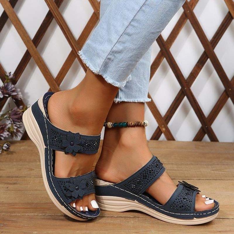 Vintage Wedge Kapcie