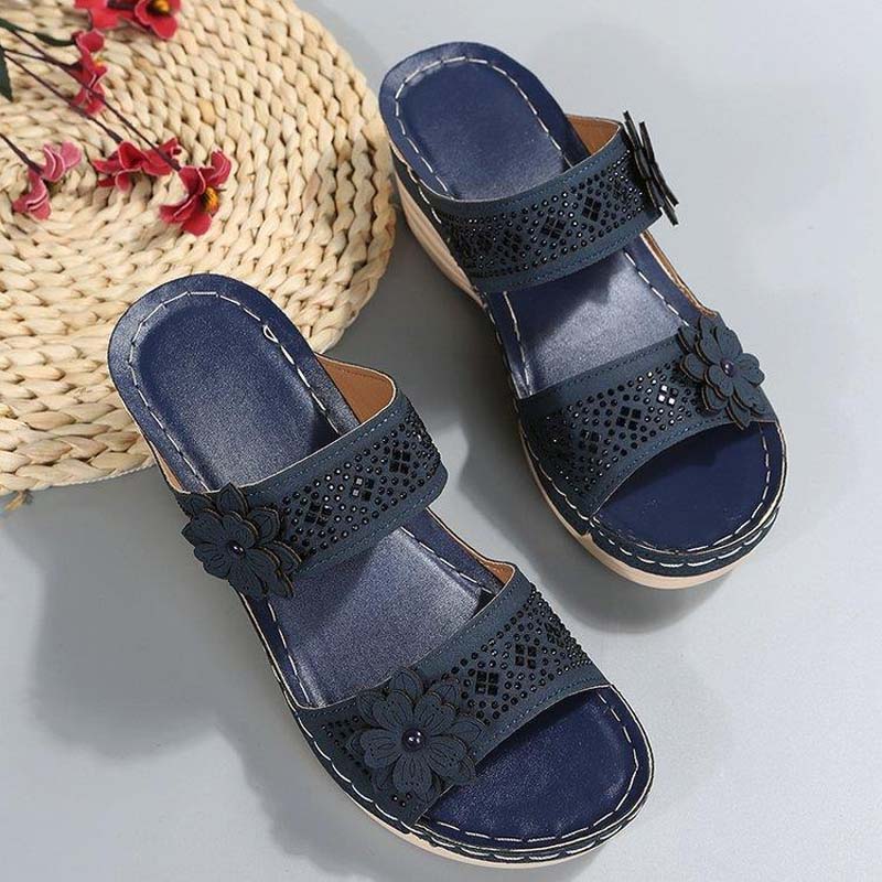 Vintage Wedge Kapcie