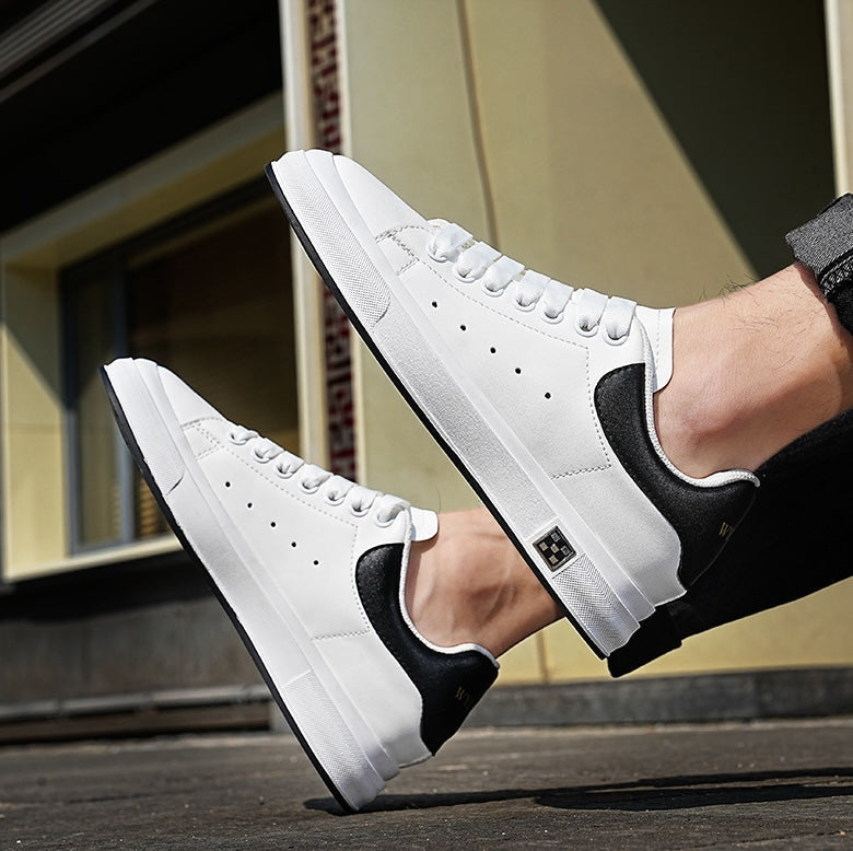 Herresneakersyy z Skjult 6 cm Løft – Ponadczasowy Styl w Biały eller Czarny (Str. 37–46)