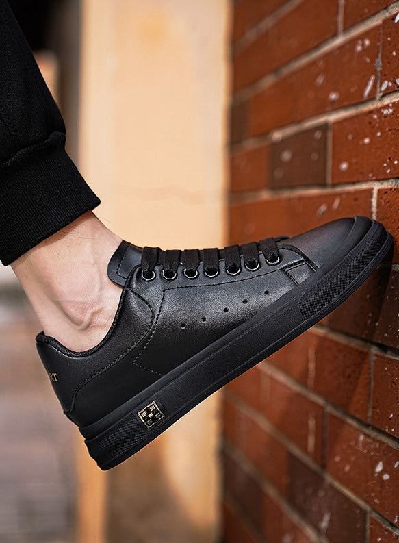 Herresneakersyy z Skjult 6 cm Løft – Ponadczasowy Styl w Biały eller Czarny (Str. 37–46)