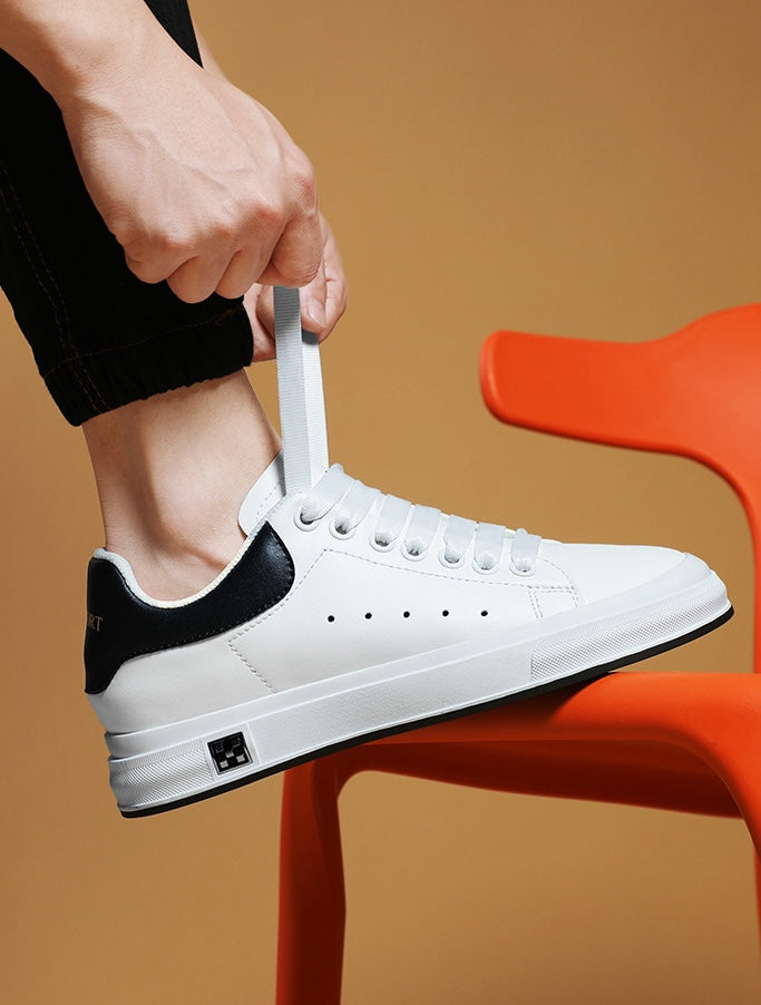 Herresneakersyy z Skjult 6 cm Løft – Ponadczasowy Styl w Biały eller Czarny (Str. 37–46)