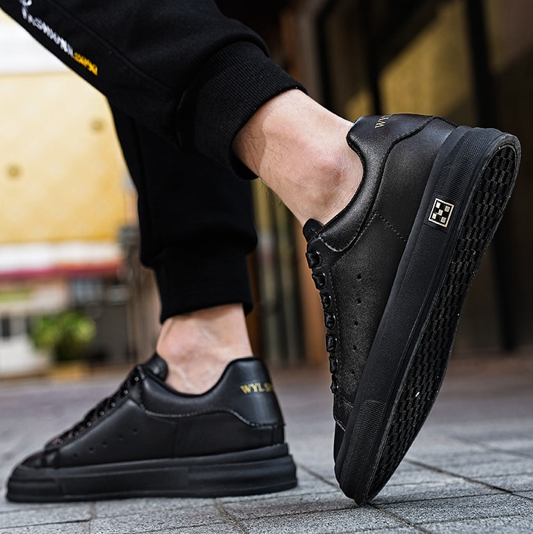 Herresneakersyy z Skjult 6 cm Løft – Ponadczasowy Styl w Biały eller Czarny (Str. 37–46)