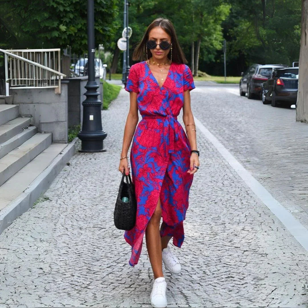 Julia – Elegancka sukienka z Dekolt w serek w flatterende Krój