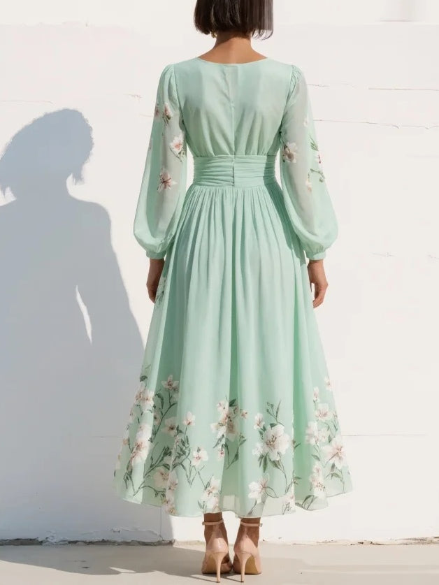 Jasnozielony sukienka midi w chiffon z blomsterprint w Dekolt w serek